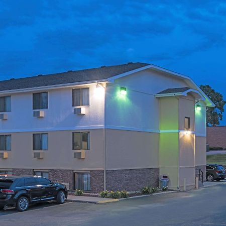 Super 8 By Wyndham Omaha Ne Hotel Exterior foto